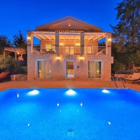 Leucosia Vila Kaş