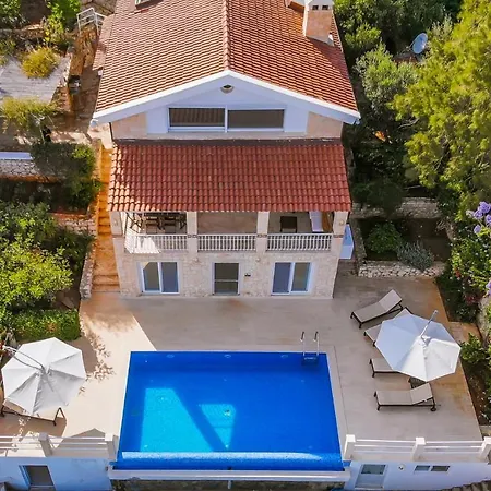 Leucosia Vila Kaş